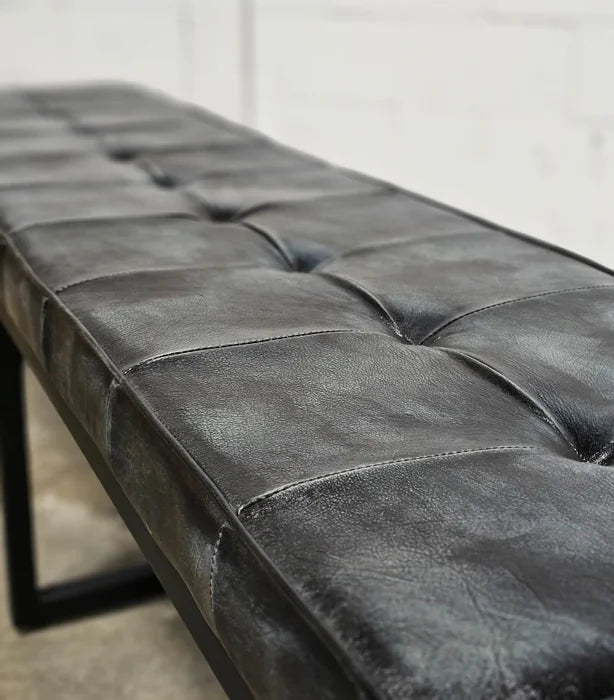 Banc avec assise en cuir véritable noir base en acier noir mat