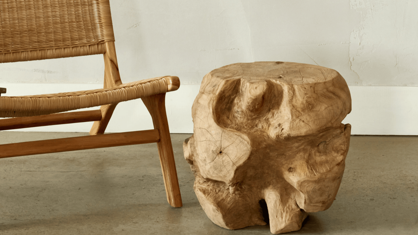 Table d’appoint erosion - teck ancien