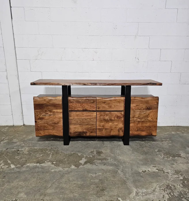 Buffet en bois d'Acacia live edge