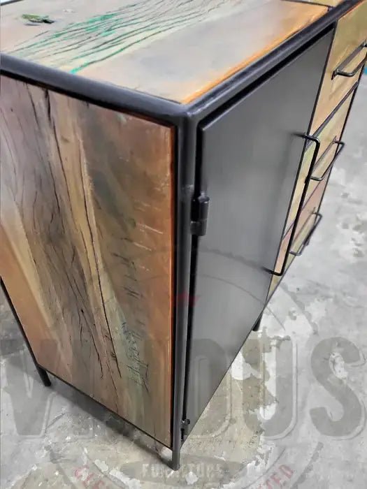 Commode en bois recyclé avec porte en acier et 3 tiroirs Vindus Furniture