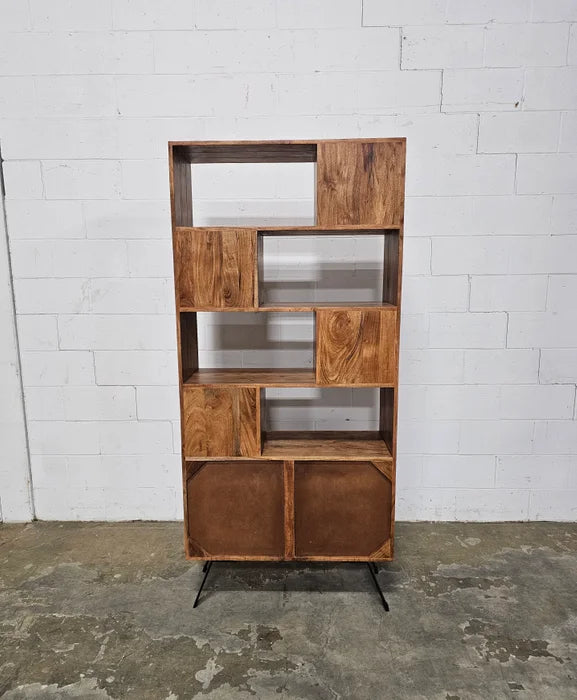 Étagère Mid-Century en bois d'Acacia avec 2 portes