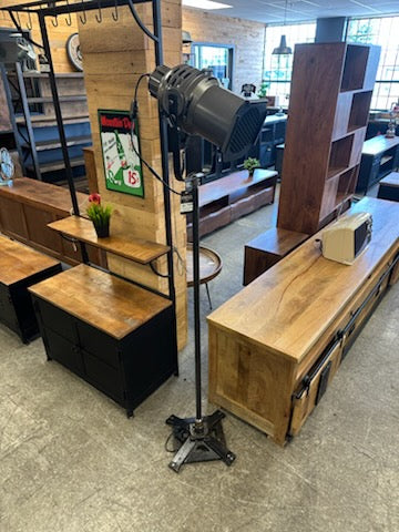 Boston floor lamp