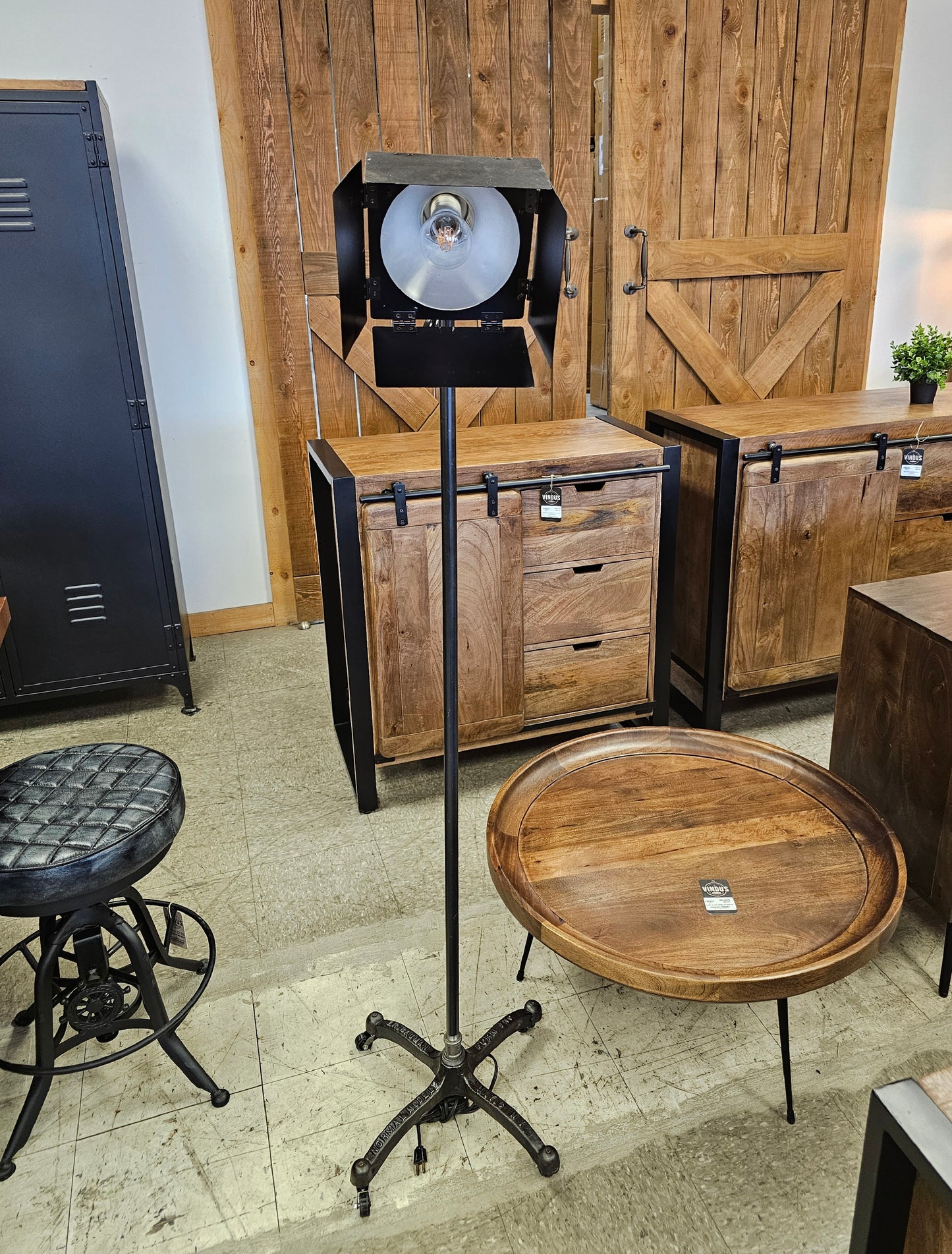 ACME Vintage Floor Lamp