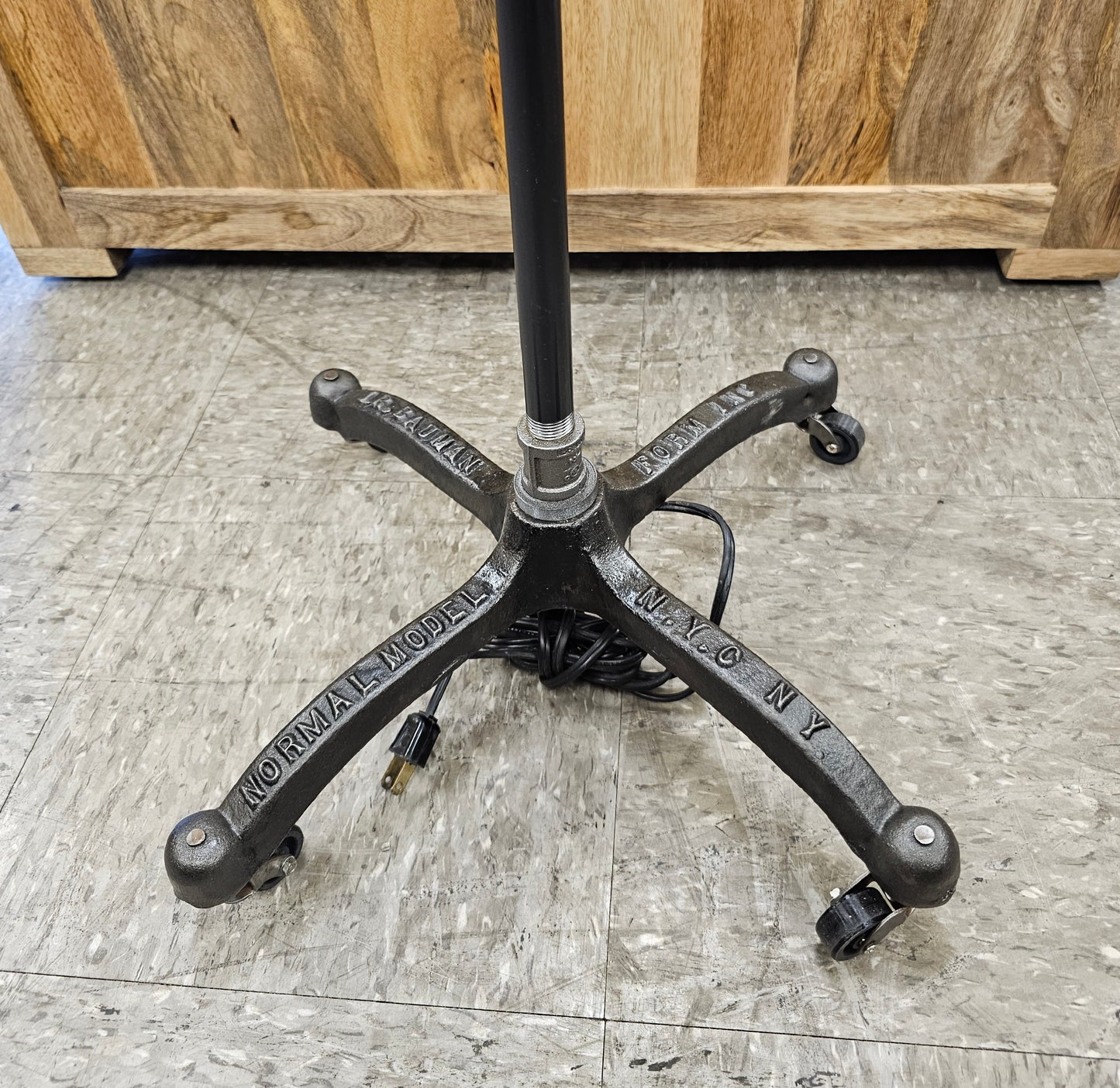 ACME Vintage Floor Lamp