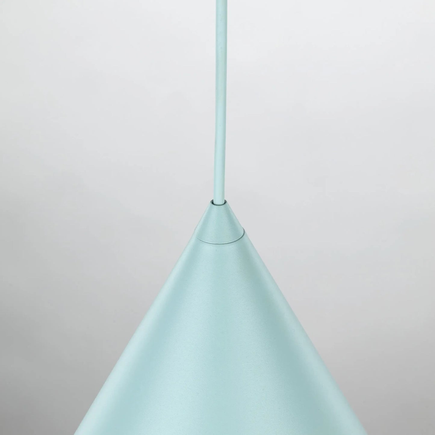 CONO Modern Minimalist Pendant Light L LumoCrafts