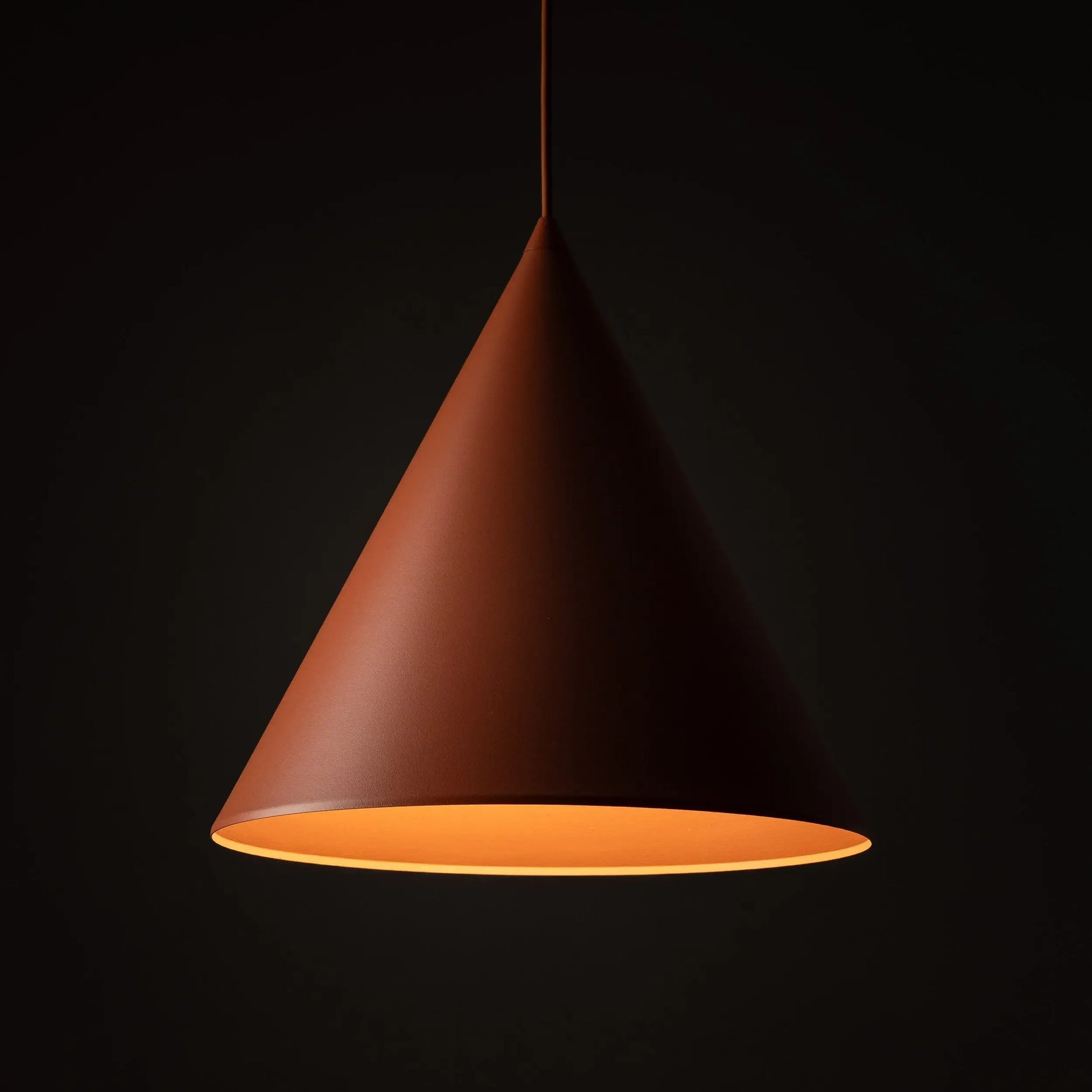 CONO Modern Minimalist Pendant Light L LumoCrafts