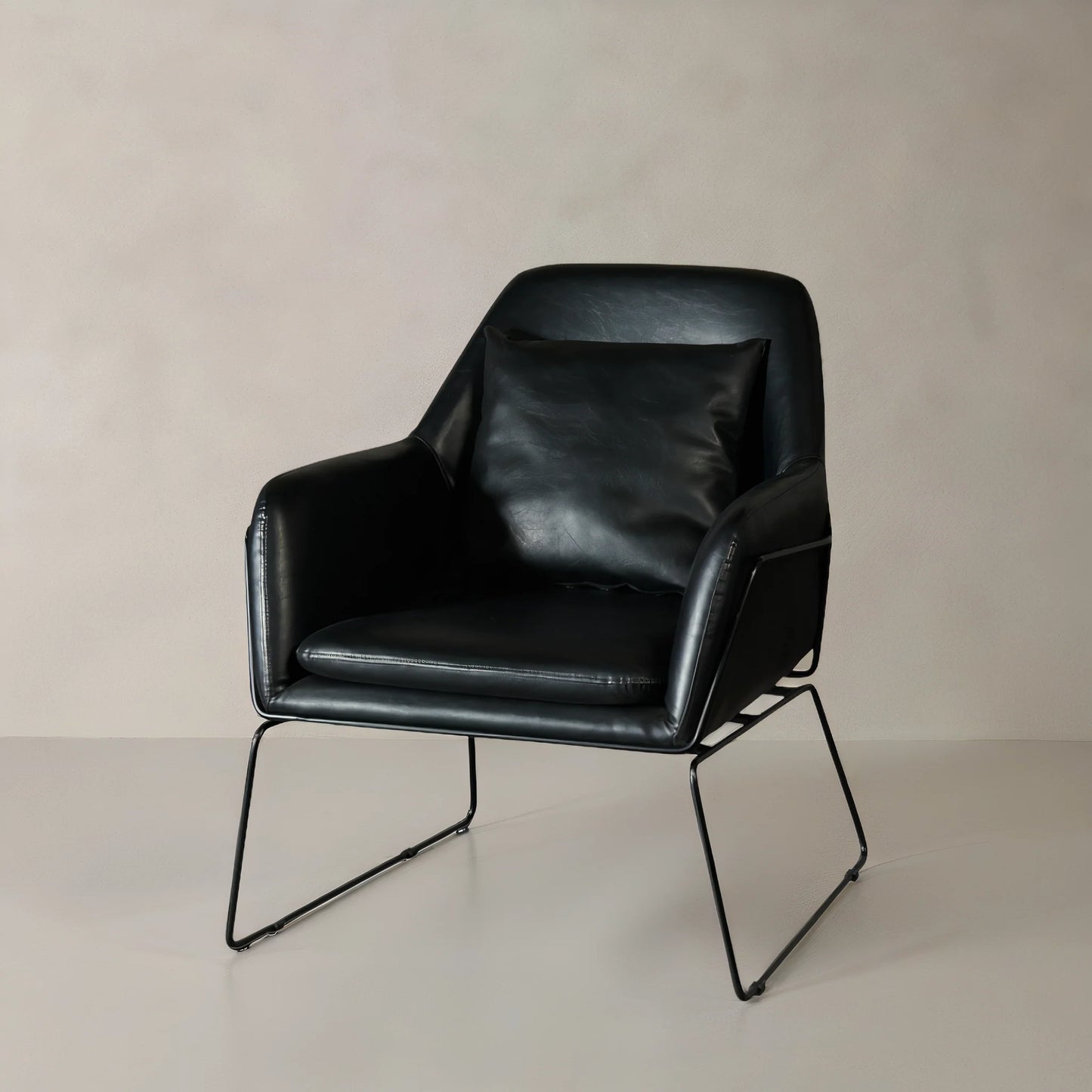 STREAM Leather Lounge Chair, Black, 35"