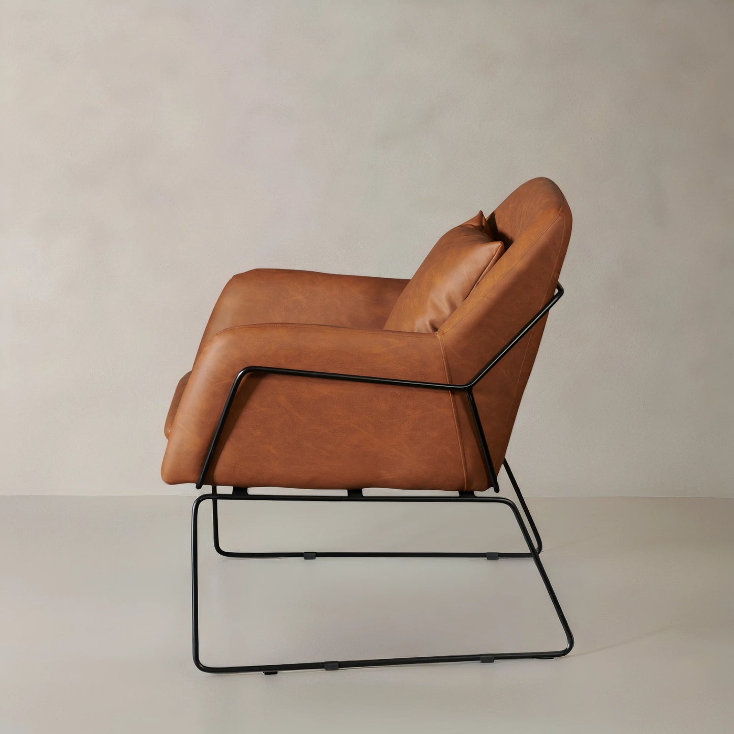 STREAM Leather Lounge Chair, Brown, 35"