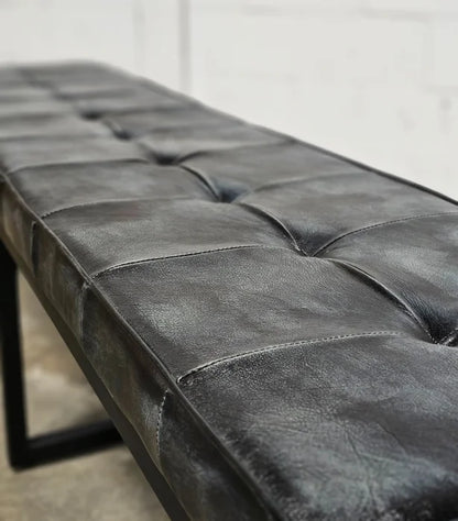 Banc avec assise en cuir véritable noir base en acier noir mat