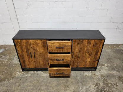 Sideboard in mango wood and black steel structure