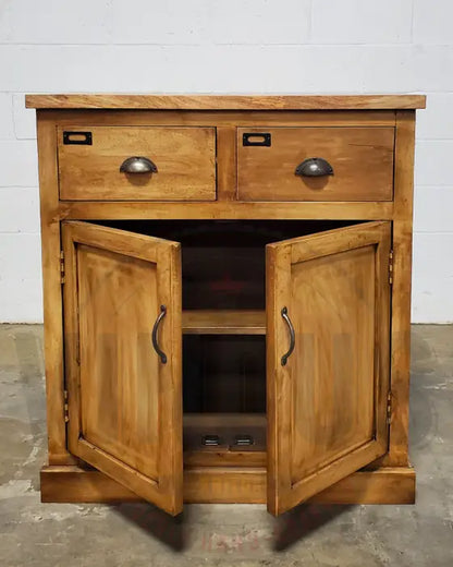 Country chest of drawers in mango wood with natural patina finish