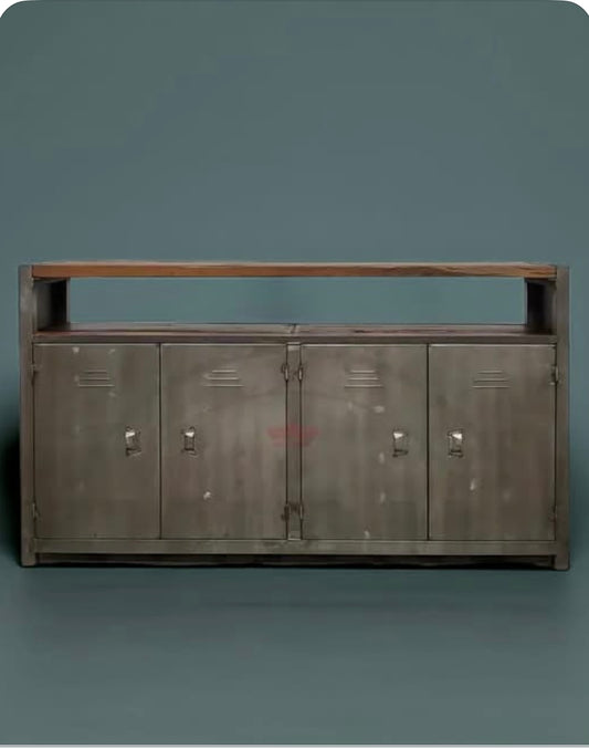 Buffet industriel en bois recyclé et acier brut