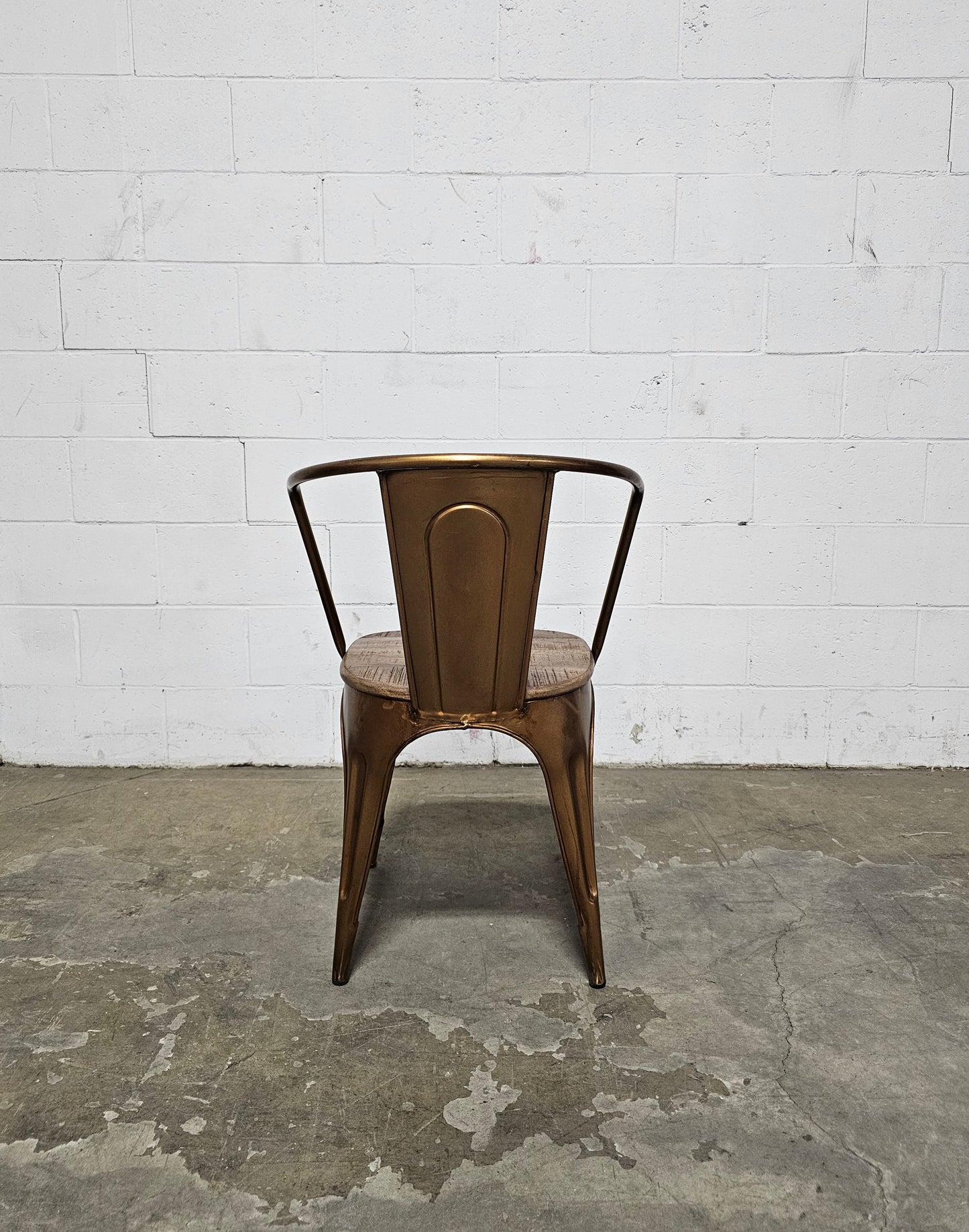 Set of 2 Industry Chairs in Gold Steel and Mango Wood Seat