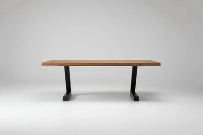 Table ou bureau en bois de manguier et patte en L acier noir Vindus Furniture