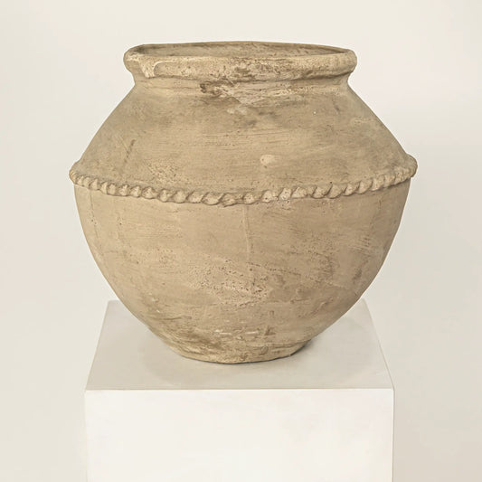 Decorative Vase - Makito