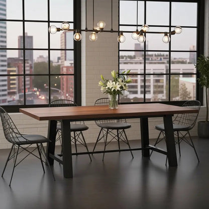 Table à diner industrielle style Établie patte en acier noir avec plateau en acacia Vindus Furniture
