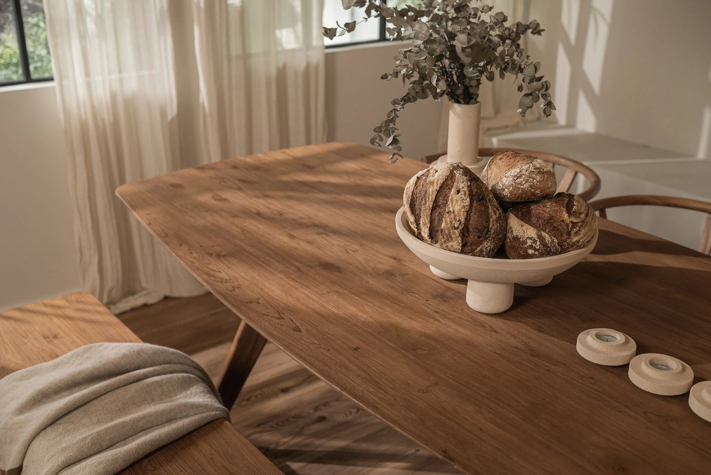Kupu-kupu Ellipse Dining Table | dBodhi